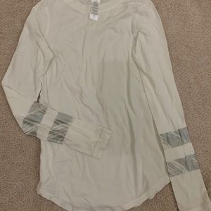 Ivivva white long sleeve with sliver stripes!